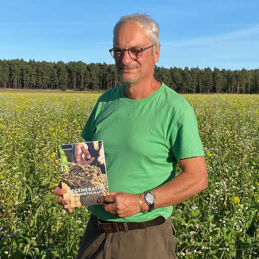 Buch_Regenerative-Landwirtschaft-mit-Autor-Dietmar-Näser_EM-Chiemgau