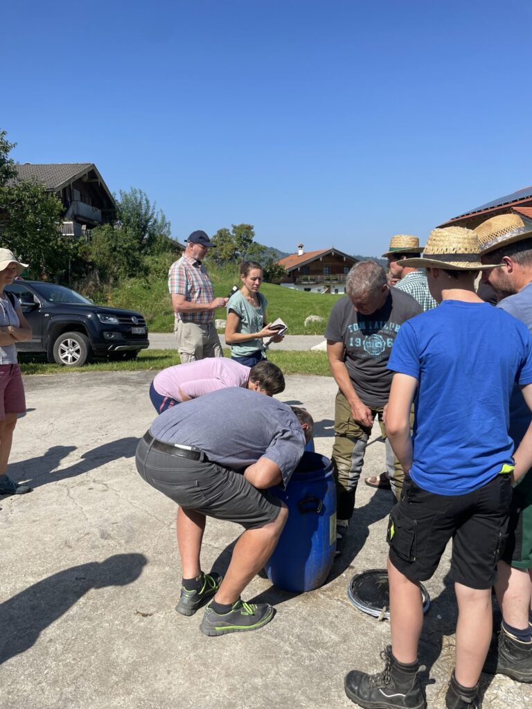 Feldtag-Geruchstest-Güllebehandlung